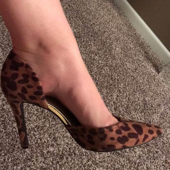 Cheetah Print Heels - Picture 2 of 5